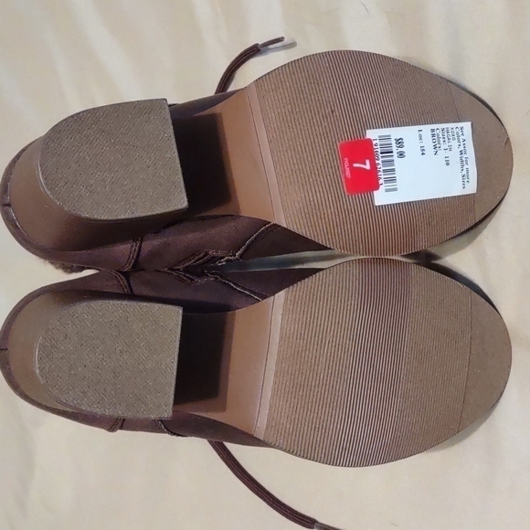 𝅺XOXO Brown Shoe Boots Size 7 - Picture 6 of 8